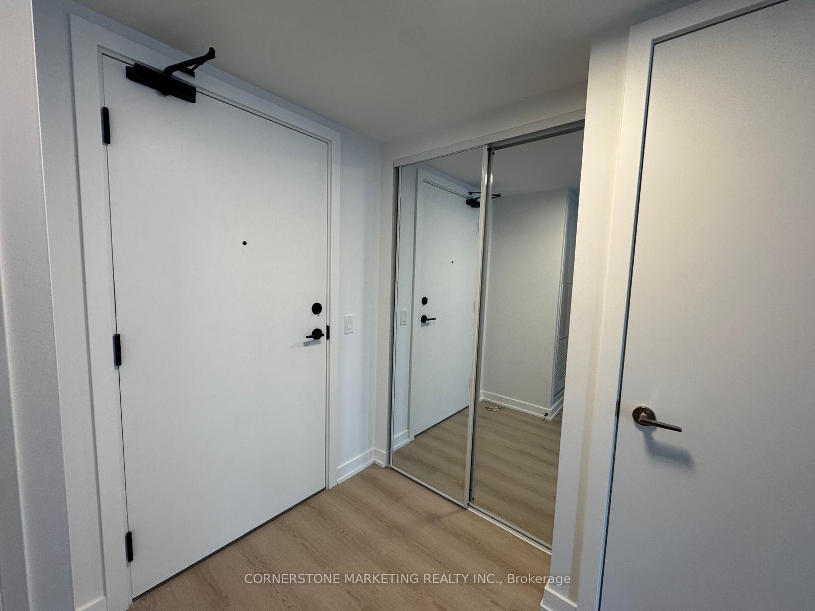 100-queen-street-e-toronto-ontario-c13139442