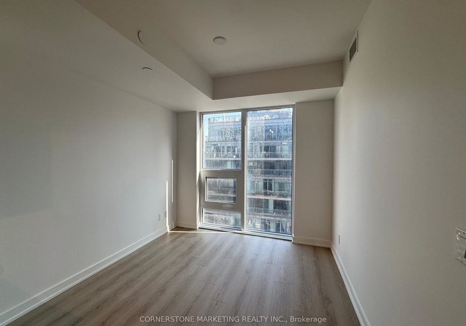 100-queen-street-e-toronto-ontario-c13139442
