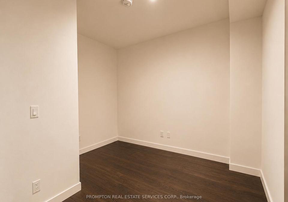 18-esther-shiner-boulevard-north-york-ontario-c13139452