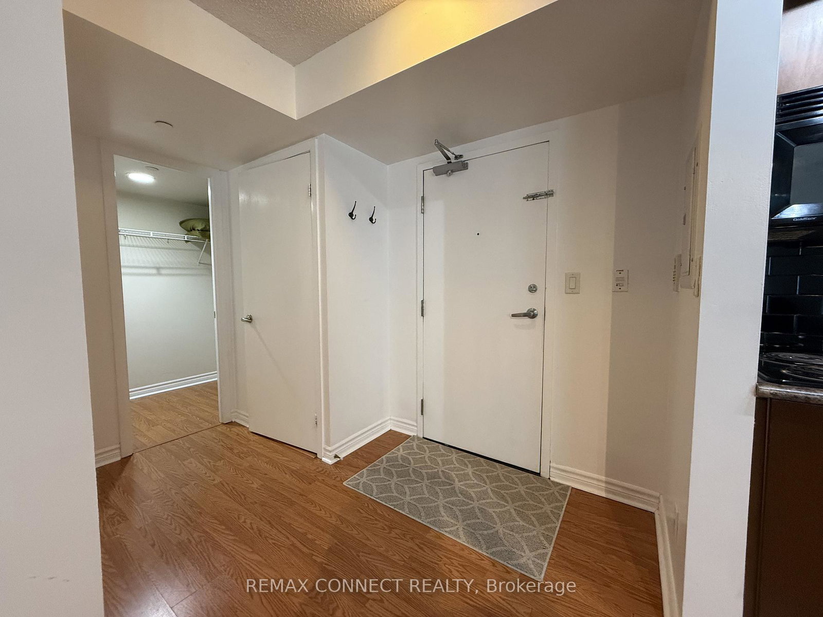 200-victoria-street-toronto-ontario-c13139456