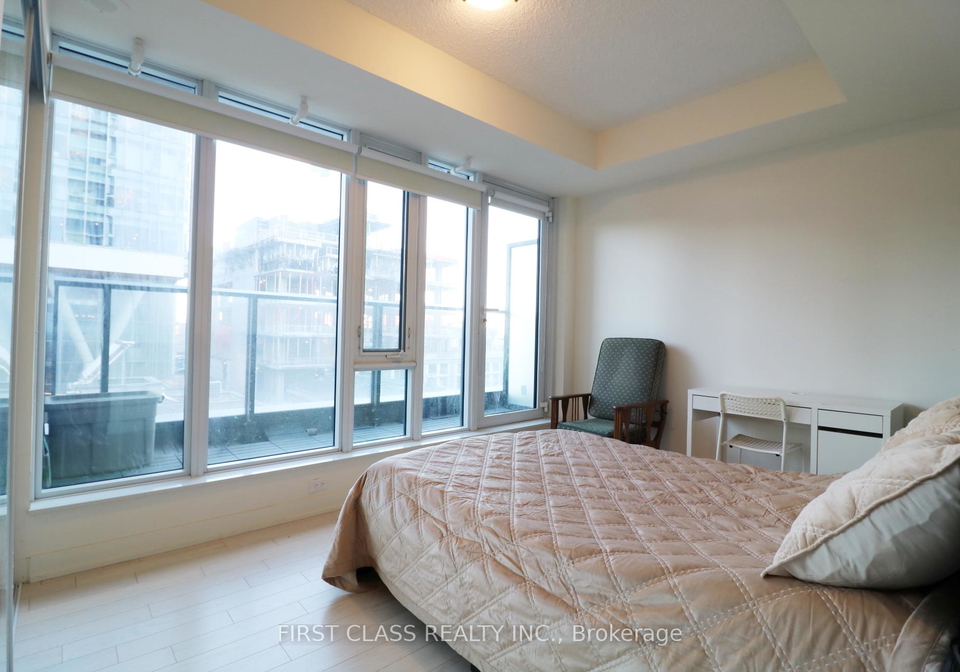 330-richmond-street-w-toronto-ontario-c13139584