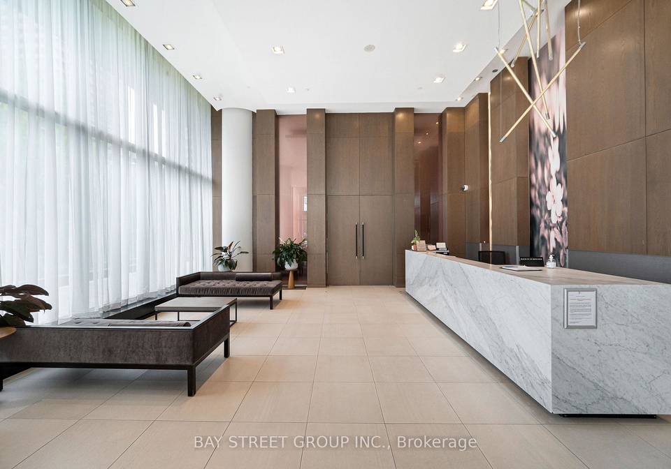 121-mcmahon-drive-north-york-ontario-c13139642
