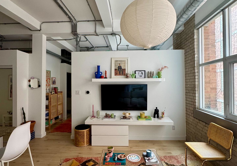 955-queen-street-w-toronto-ontario-c13139730