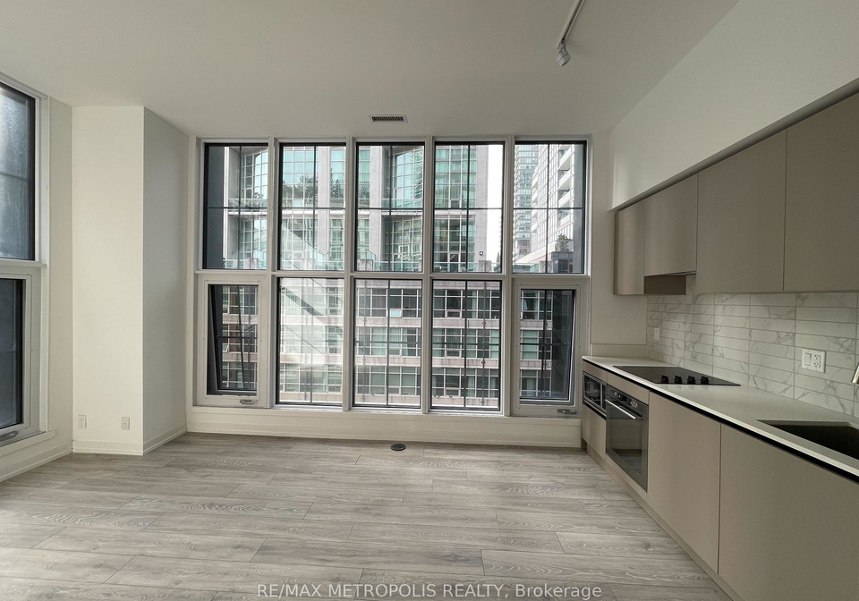 55-mercer-street-toronto-ontario-c13139840