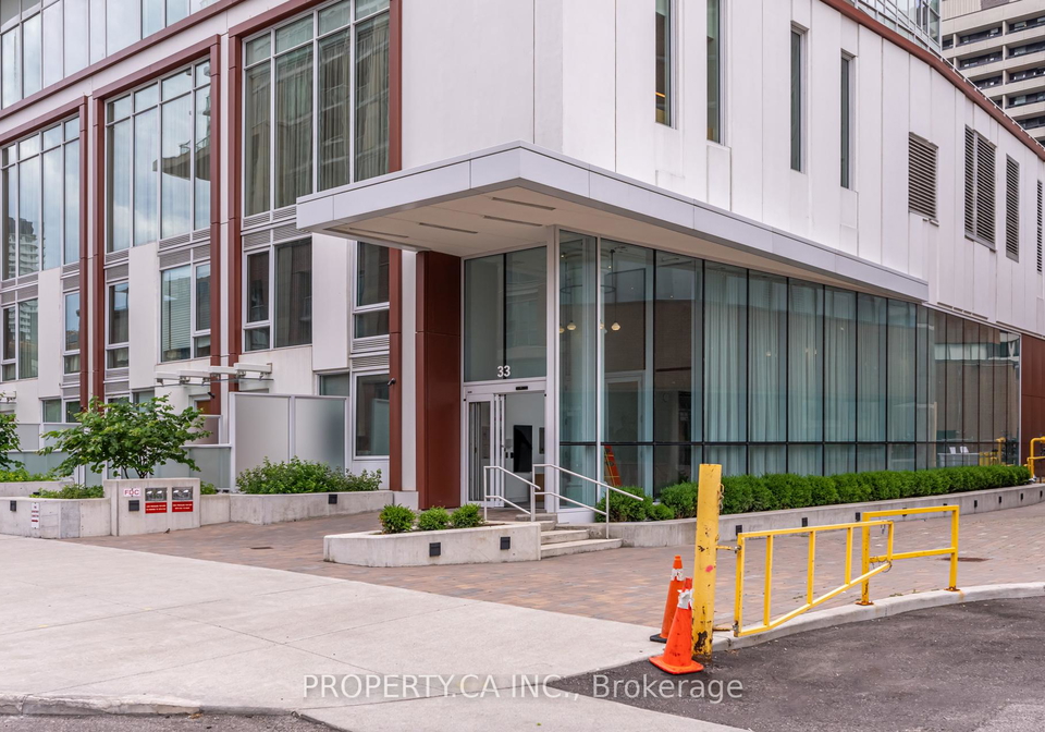 33-helendale-avenue-toronto-ontario-c13139900