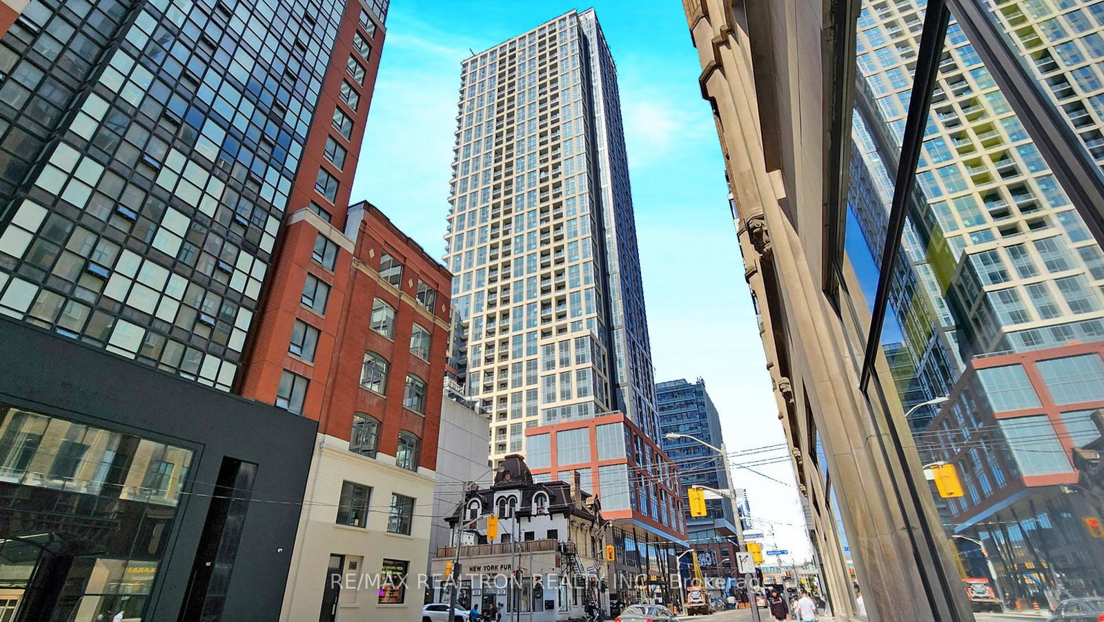 108-peter-street-toronto-ontario-c13140002