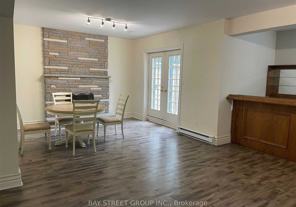 201-mckee-avenue-north-york-ontario-c13140112