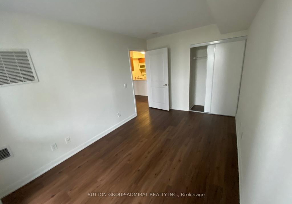 4968-yonge-street-toronto-ontario-c13140166