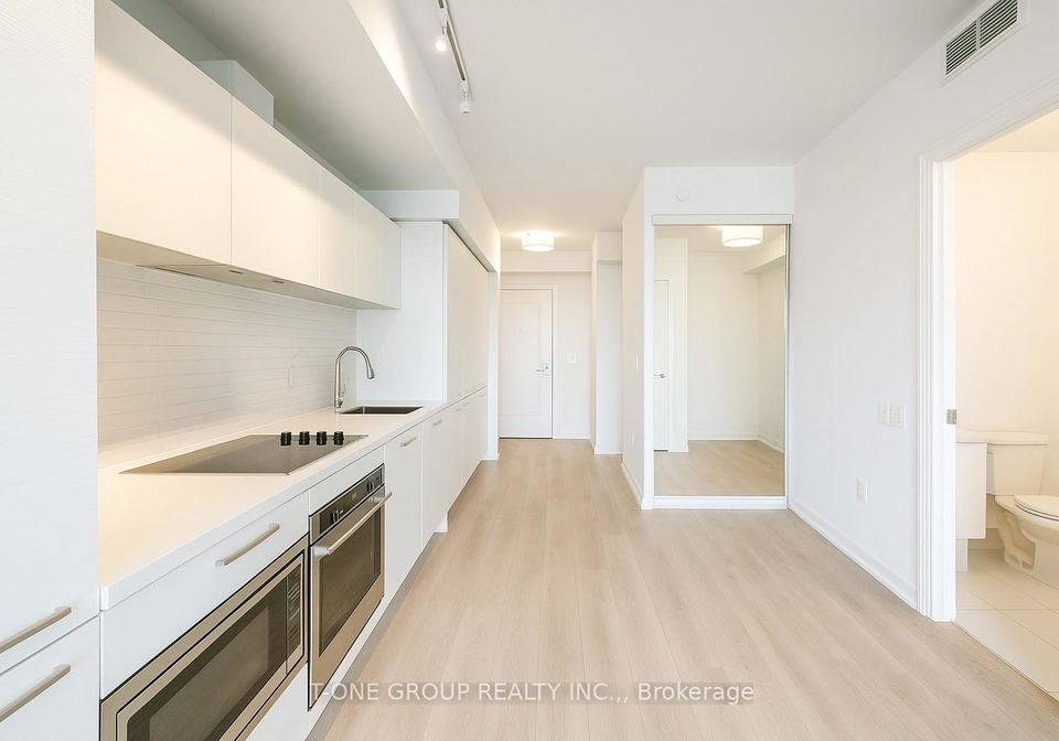 3-gloucester-street-toronto-ontario-c13140226
