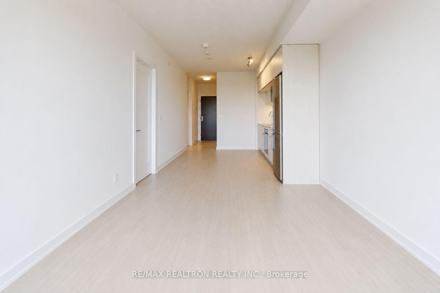25-adra-grado-way-north-york-ontario-c13140346