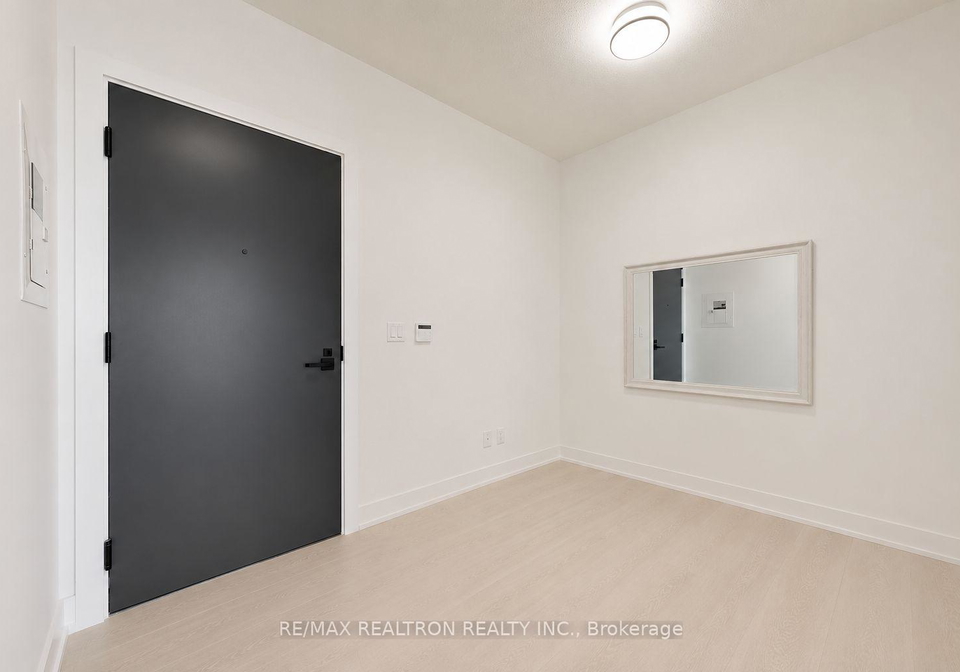 25-adra-grado-way-north-york-ontario-c13140346