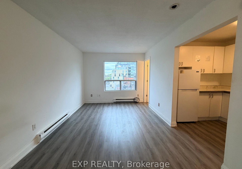 102-greensides-avenue-toronto-ontario-c13140352