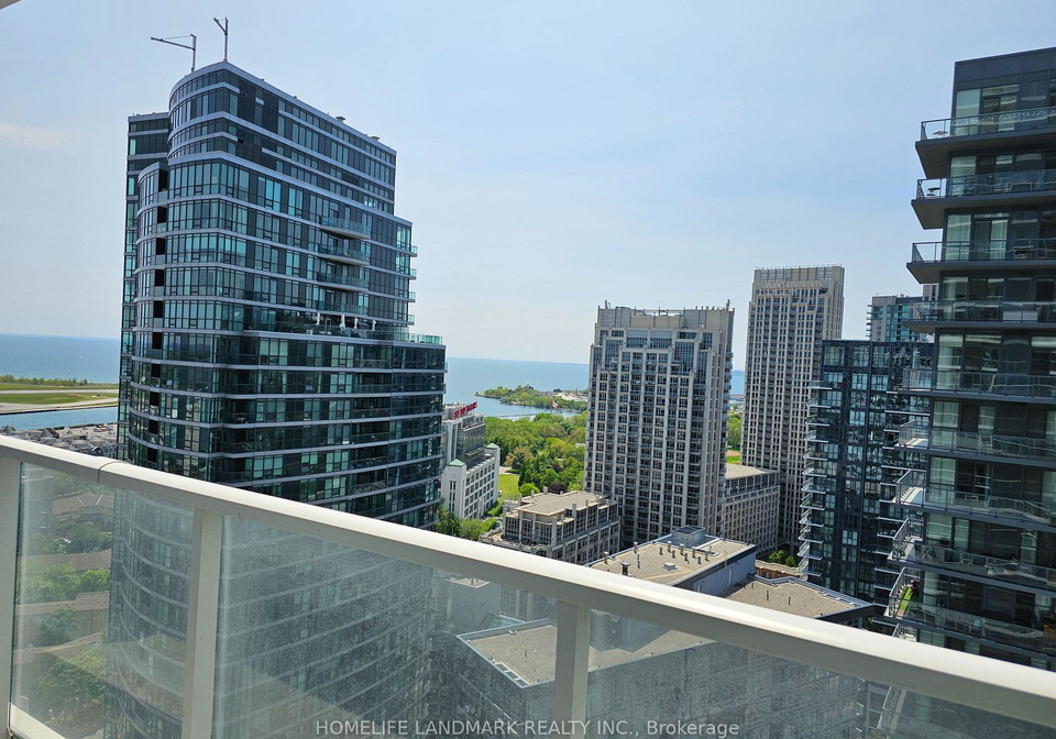 19-bathurst-street-toronto-ontario-c13140360