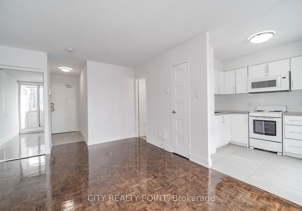 33-isabella-street-toronto-ontario-c13140556