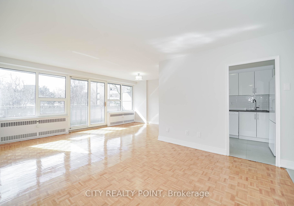 10-shallmar-boulevard-toronto-ontario-c13140594
