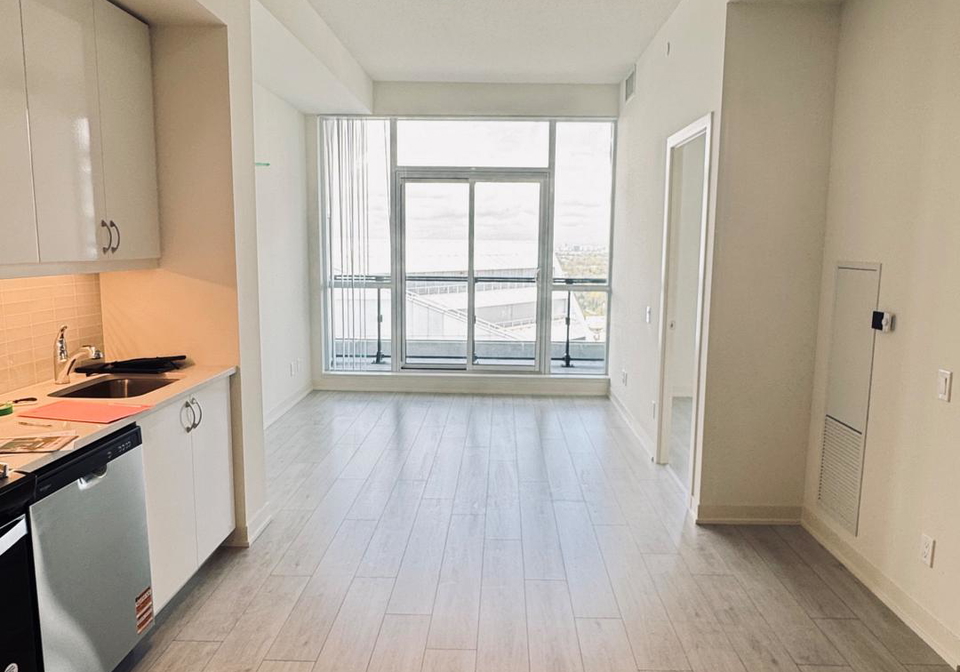4955-yonge-street-north-york-ontario-c13140670