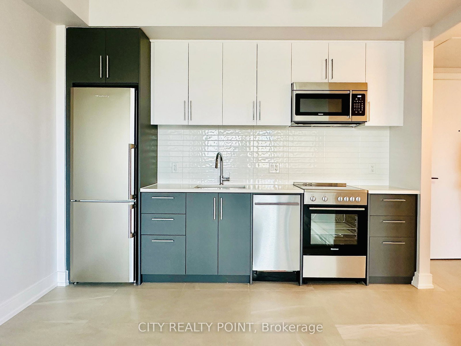 2525-bathurst-street-toronto-ontario-c13140700