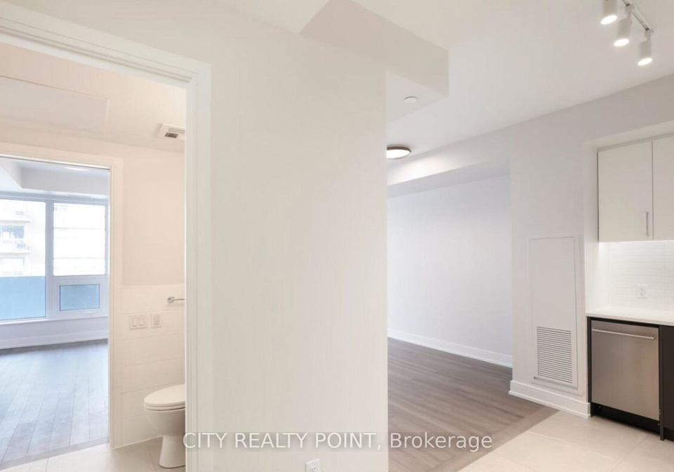 2525-bathurst-street-toronto-ontario-c13140700