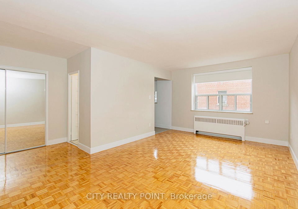 1291-bayview-avenue-n-east-york-ontario-c13140706