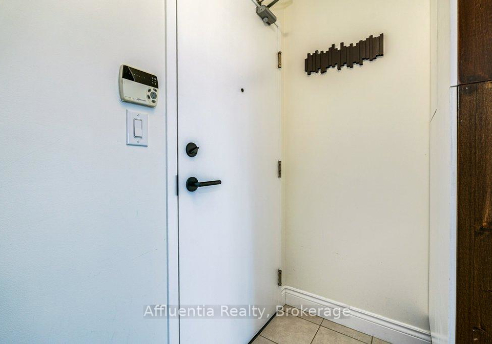 120-dallimore-circle-north-york-ontario-c13140826