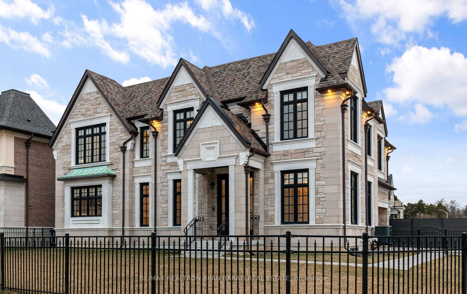 29-ballyconnor-court-north-york-ontario-c13140828
