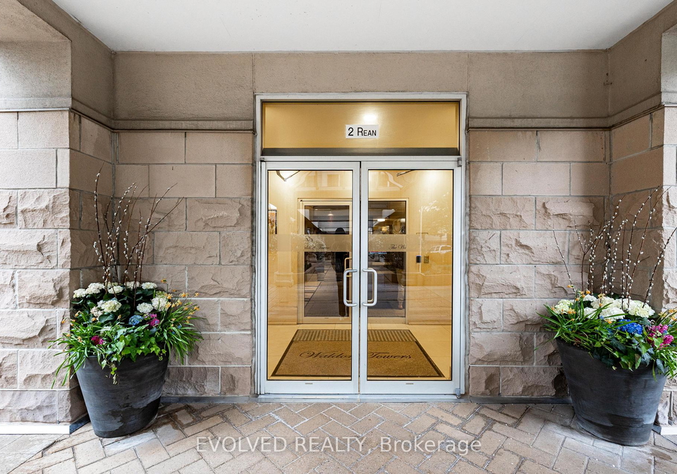 2-rean-drive-north-york-ontario-c13140922