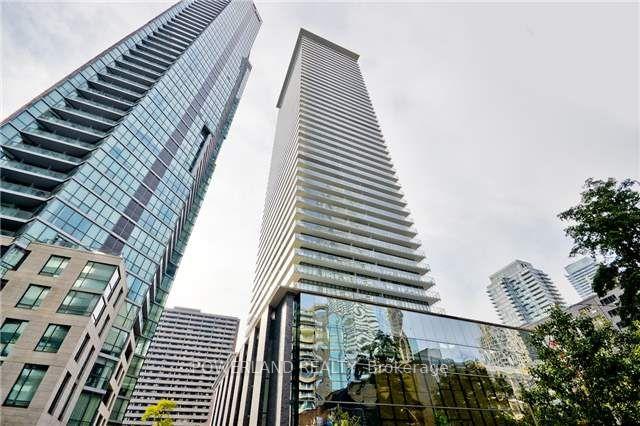 33-charles-street-e-toronto-ontario-c13141252