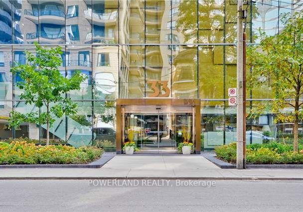 33-charles-street-e-toronto-ontario-c13141252