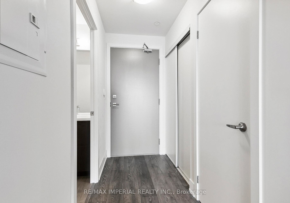 188-fairview-mall-drive-north-york-ontario-c13141276
