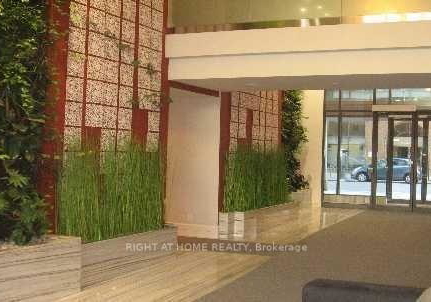111-elizabeth-street-toronto-ontario-c13141290