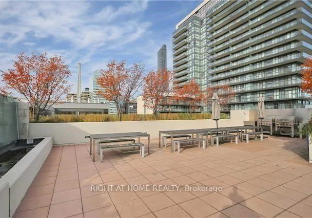 111-elizabeth-street-toronto-ontario-c13141290