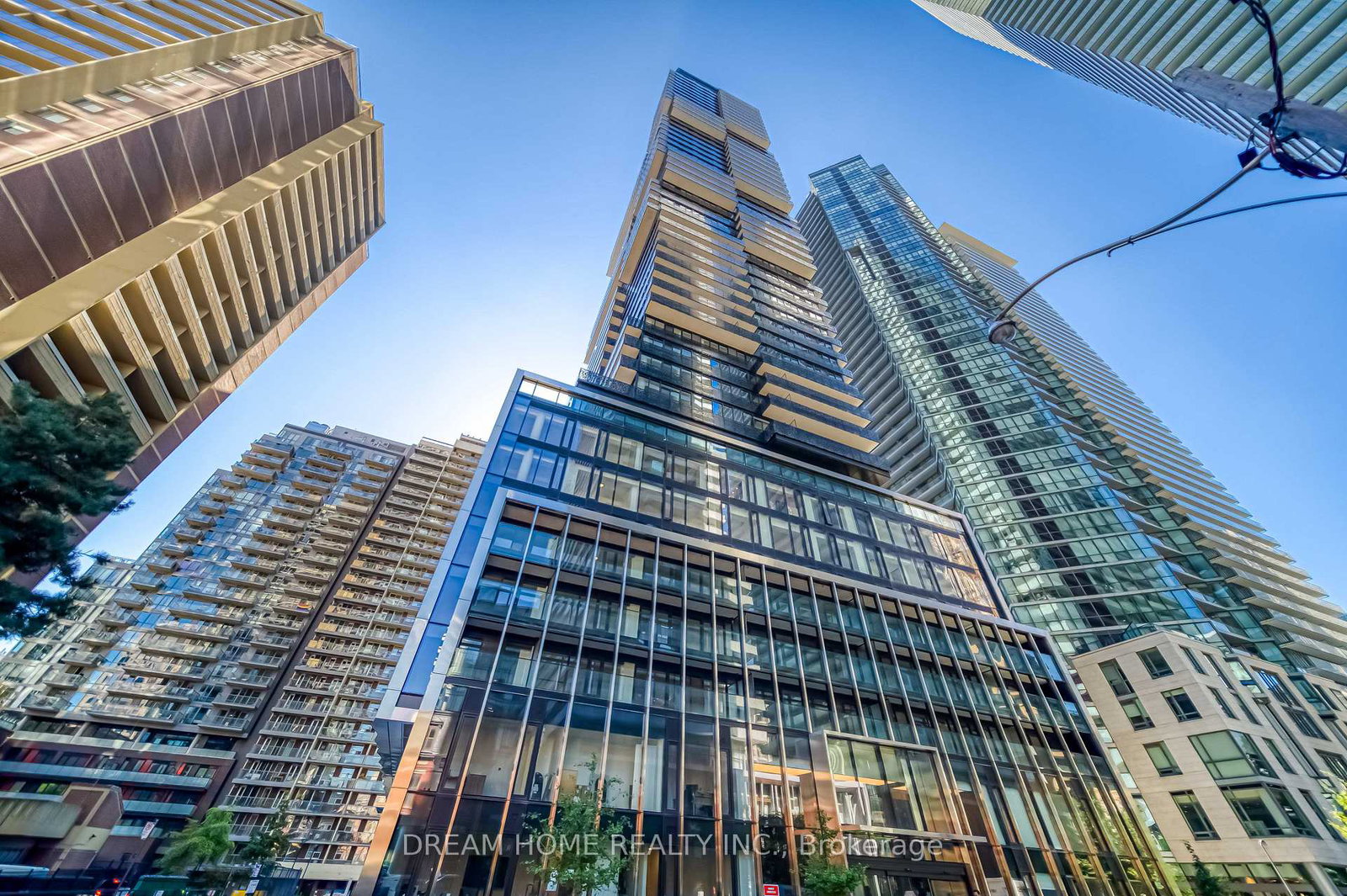 55-charles-street-e-toronto-ontario-c13141366