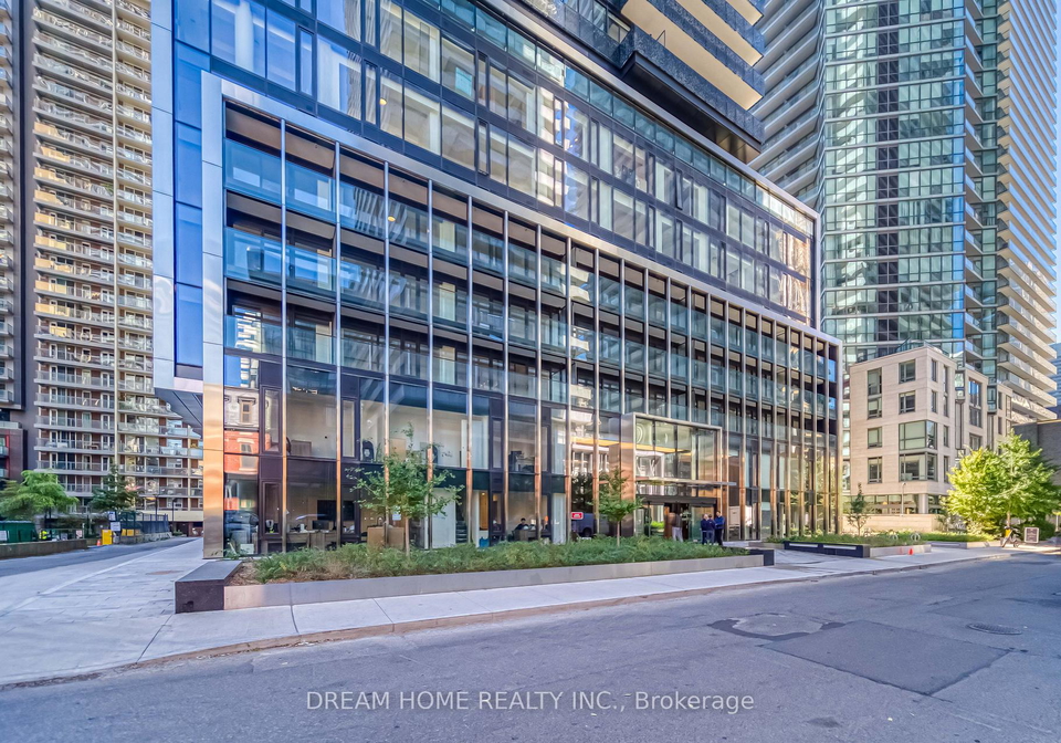 55-charles-street-e-toronto-ontario-c13141366