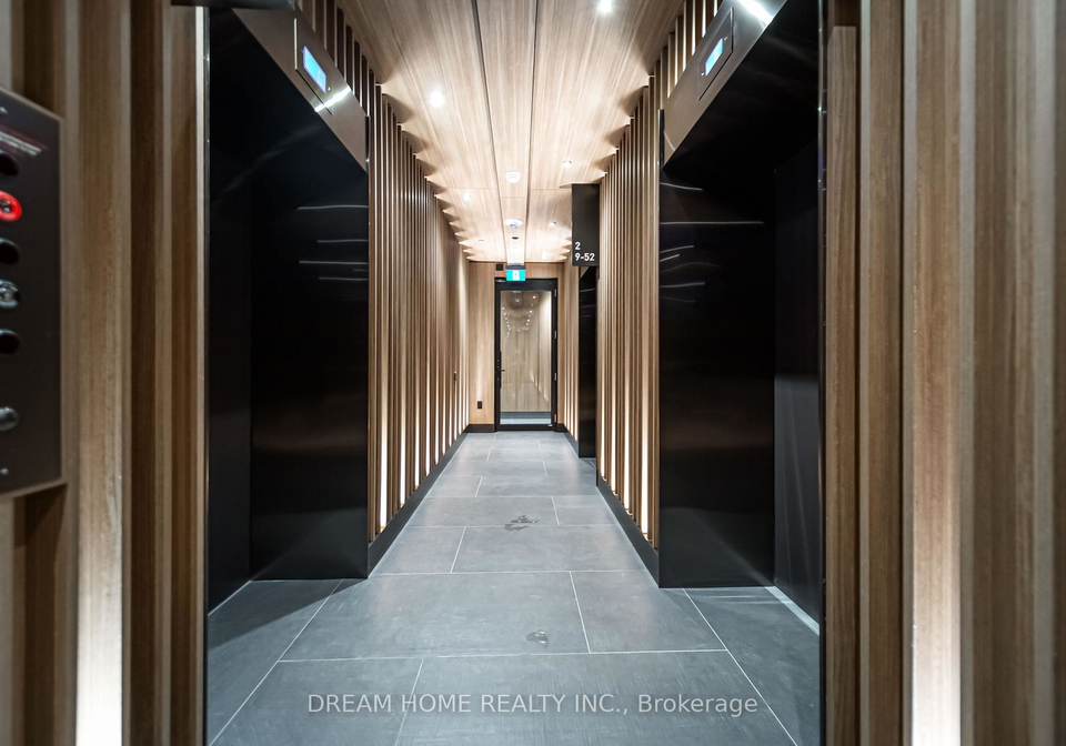 55-charles-street-e-toronto-ontario-c13141366