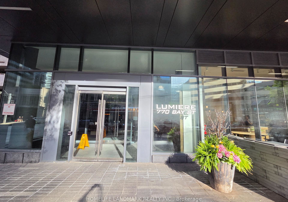 770-bay-street-toronto-ontario-c13141374