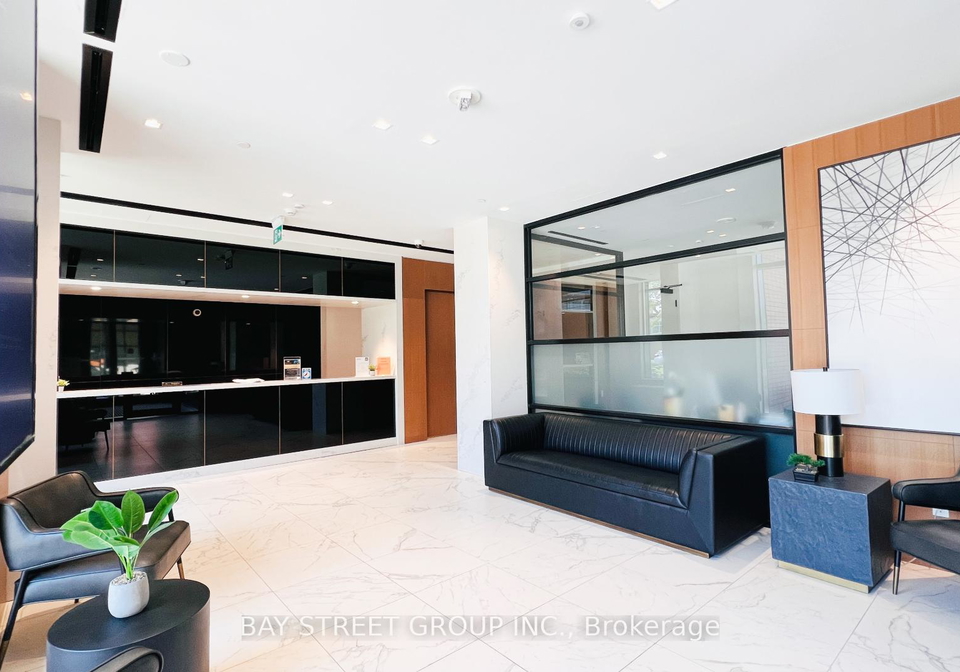 8-tippett-road-toronto-ontario-c13141426