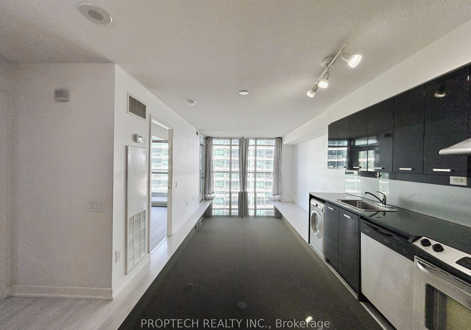 19-singer-court-north-york-ontario-c13141438