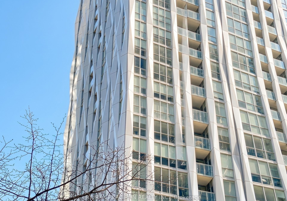 1-yorkville-avenue-toronto-ontario-c13141466