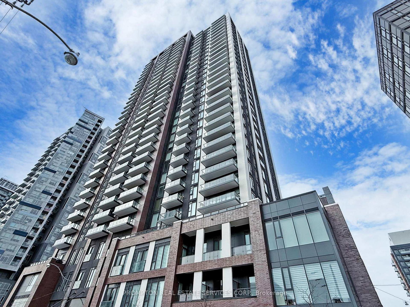 130-river-street-toronto-ontario-c13141584