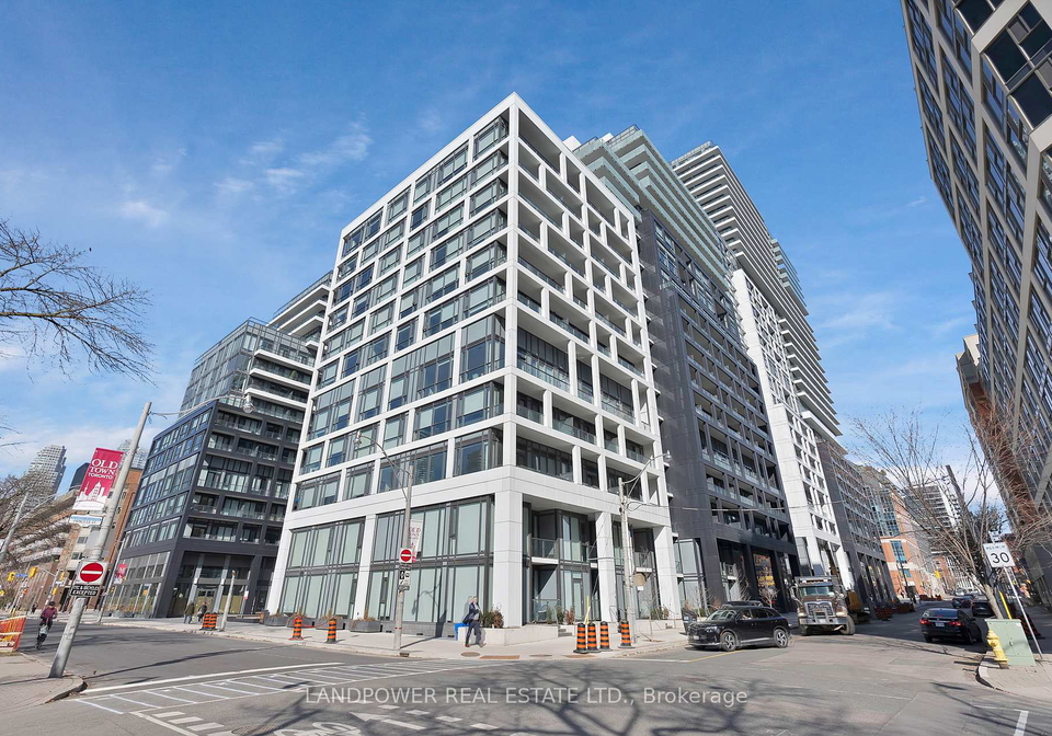 60-princess-street-toronto-ontario-c13142014