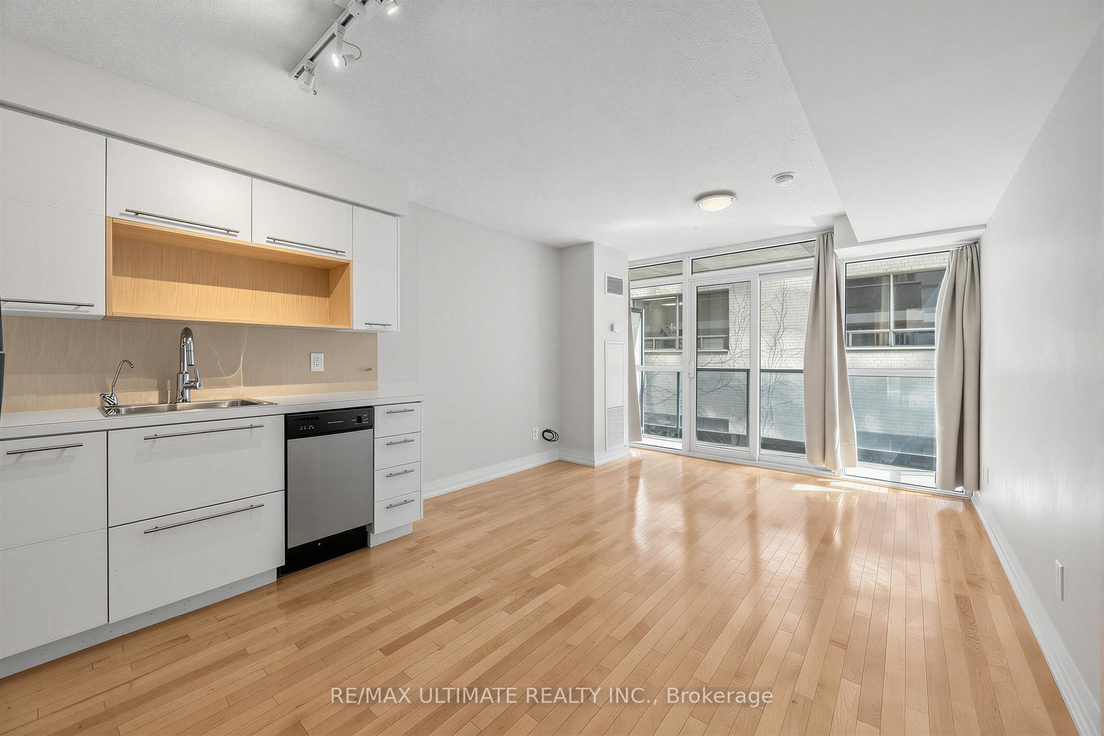 25-carlton-street-toronto-ontario-c13142026