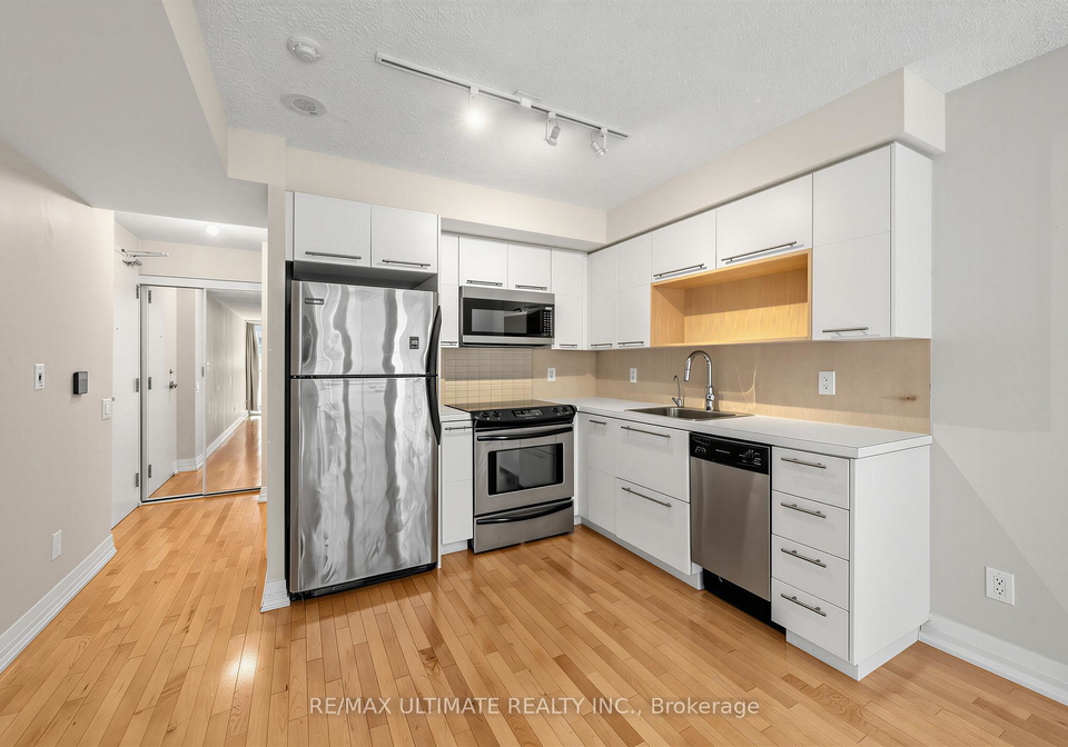 25-carlton-street-toronto-ontario-c13142026
