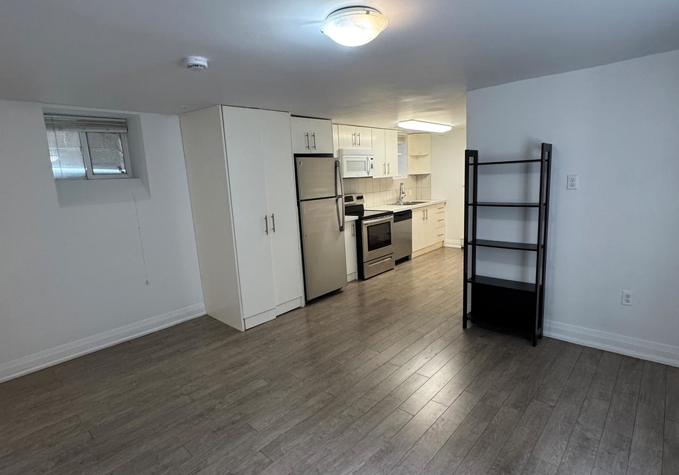 571-palmerston-avenue-toronto-ontario-c13142094