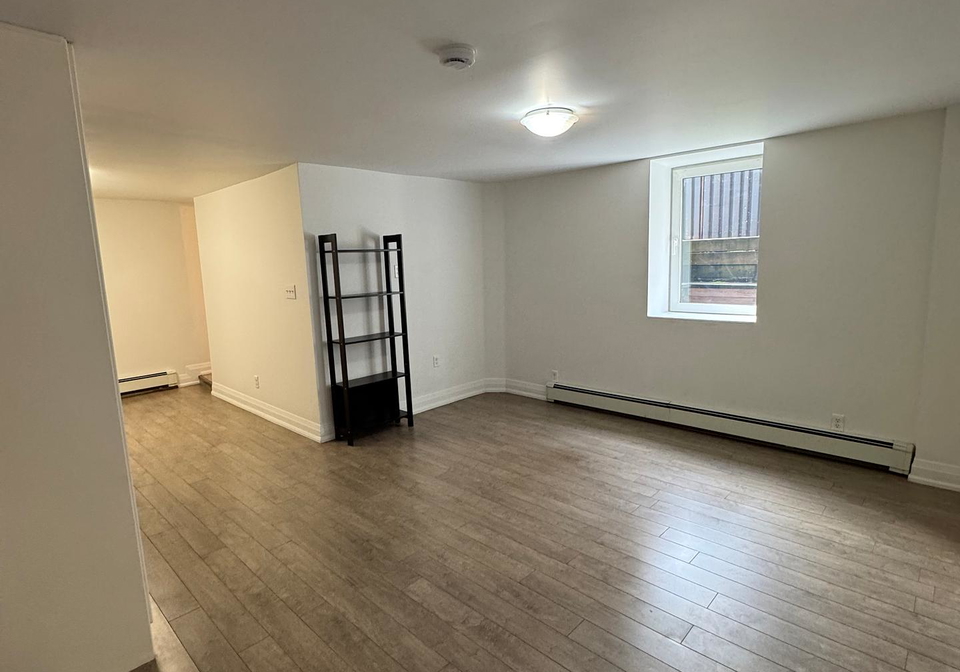 571-palmerston-avenue-toronto-ontario-c13142094