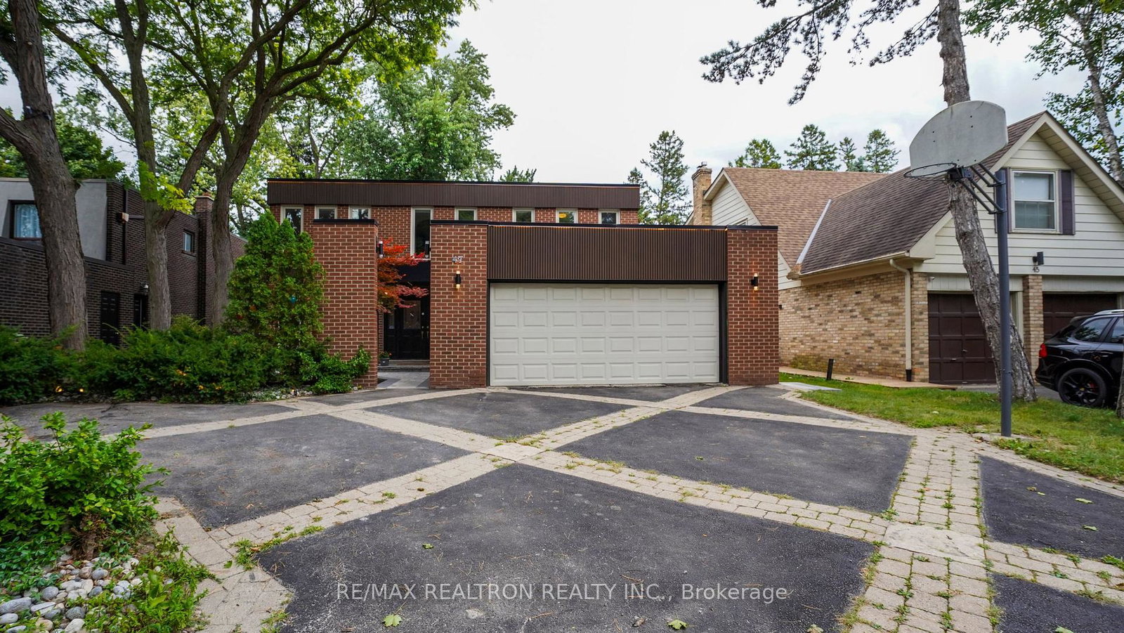 47-robinter-drive-north-york-ontario-c13142170