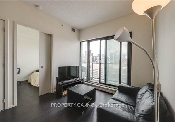 159-dundas-street-e-toronto-ontario-c13142218
