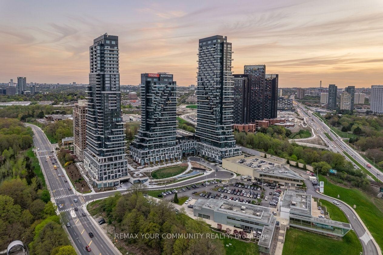 10-inn-on-the-park-drive-north-york-ontario-c13142318