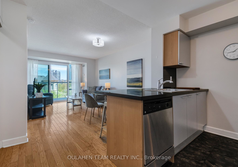 16-harrison-garden-boulevard-north-york-ontario-c13142386