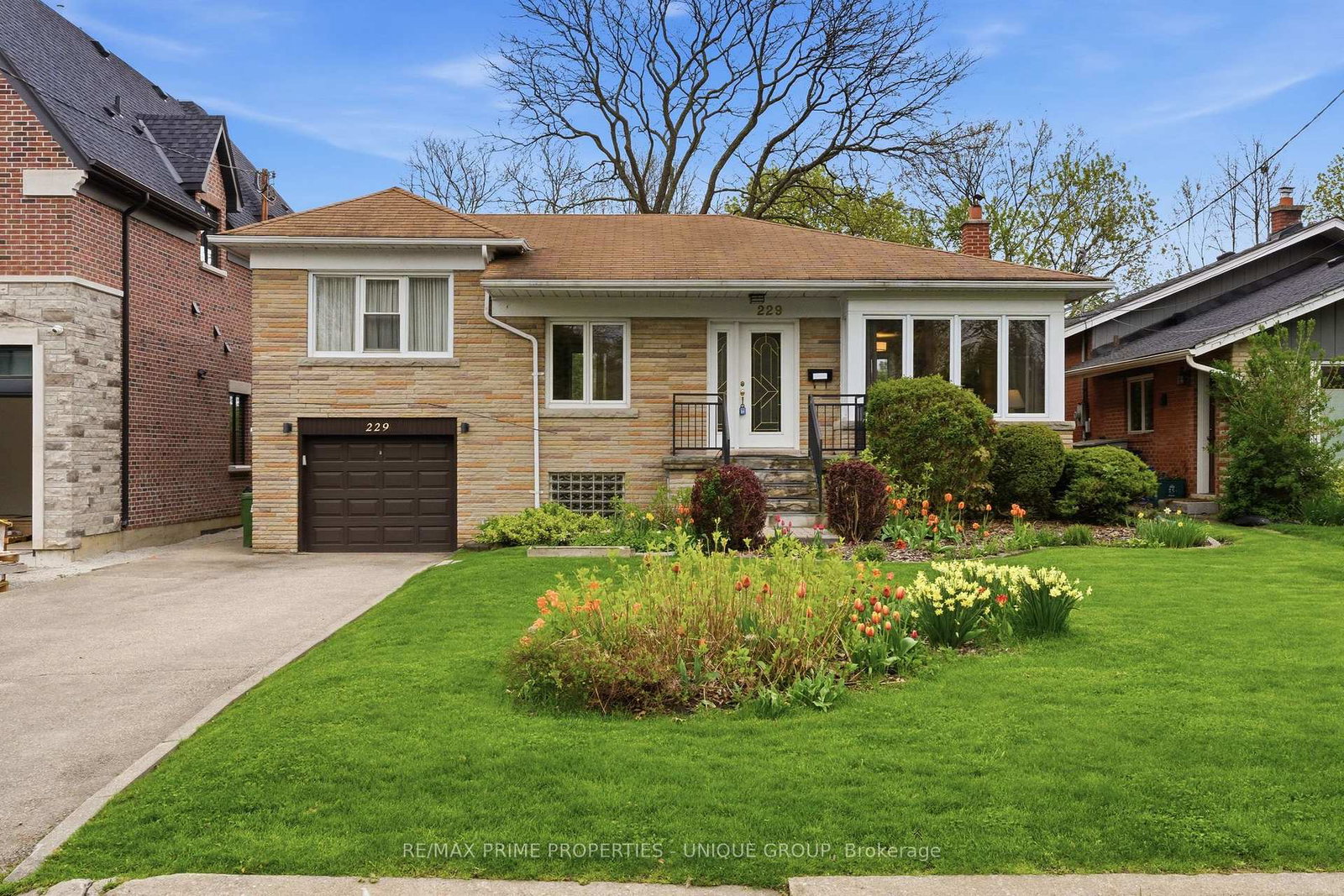 229-park-home-avenue-toronto-ontario-c13142440