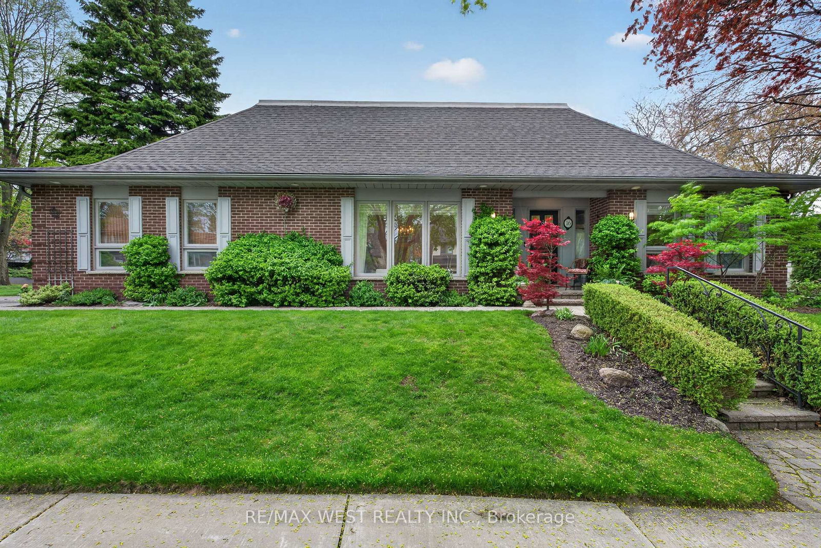 16-caravan-drive-north-york-ontario-c13142512